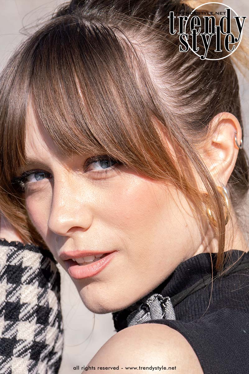 Curtain bangs: dit is misschien wel de beste haartrend van 2026. Foto Charlotte Mesman