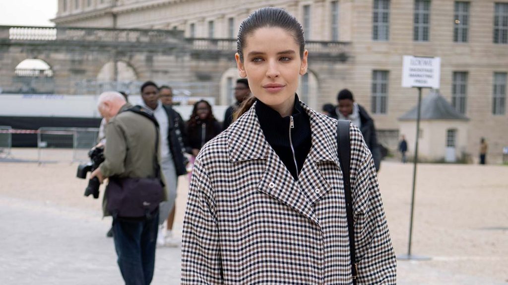 Update je lentelook van 2026 met ruiten, de ultieme modetrend. Foto Charlotte Mesman