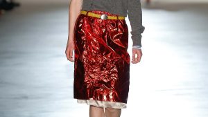 Van klassiek tot statement: deze rokkentrends domineren winter 2026 2027. Photo courtesy of N21