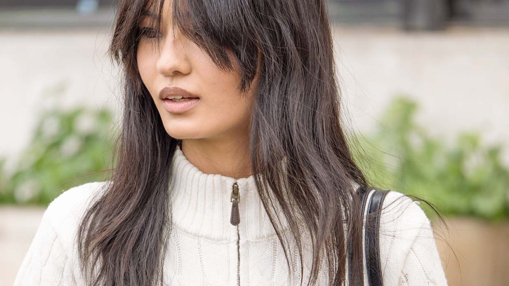 Haartrends 2026. De lange butterfly cut voor een instant nieuwe look. Foto Charlotte Mesman