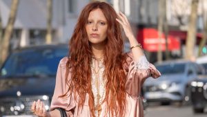 Van bob naar Rapunzel: lang haar is de verrassende haartrend van 2026. Foto Charlotte Mesman
