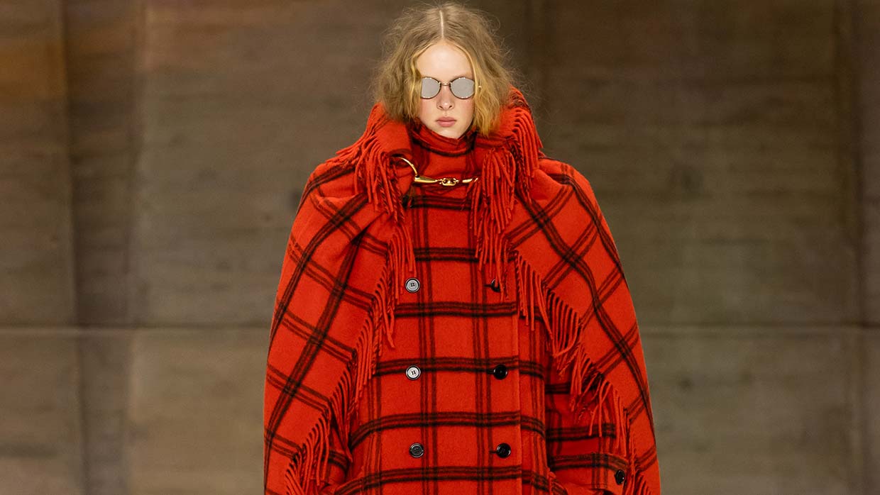 Welke winterjas past bij jouw stijl? Zo vind je het perfecte model voor 2026/2027. Photo courtesy of Chloé