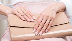 French manicure trends 2026: nu en toen. Doe inspiratie op!