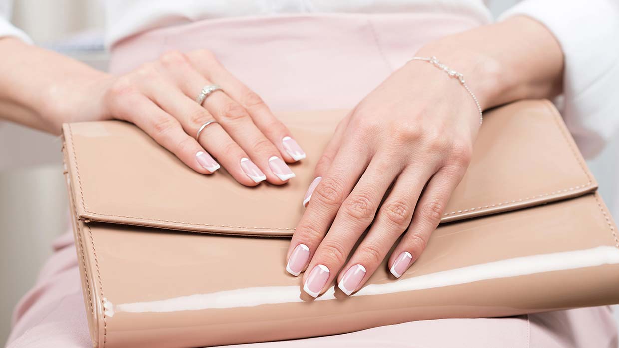 French manicure trends 2026: nu en toen. Doe inspiratie op!
