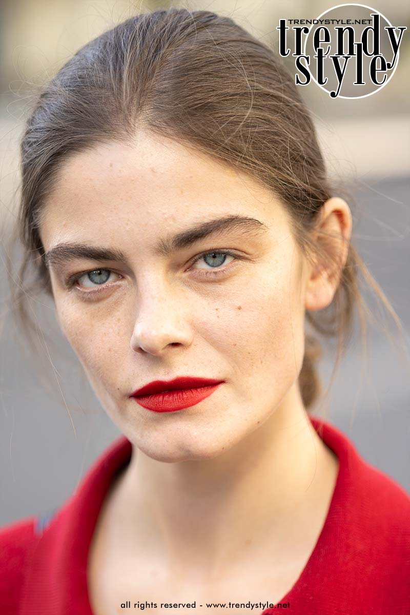 Rode lippen voor enkele modellen bij Lanvin. Foto ADVERSUS