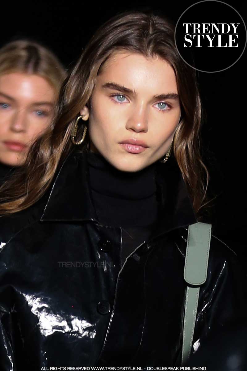 Make-up trends winter 2020. Trend alert: omhoog gekamde wenkbrauwen