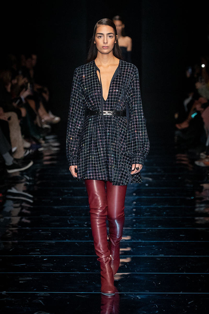 Mode accessoires winter 2020 2021. Pantykous of cuissarde. Foto: Sportmax