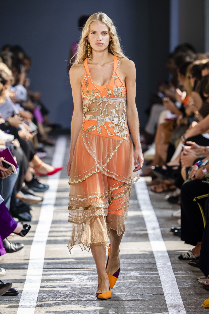 Modecollectie Blumarine lente zomer 2019