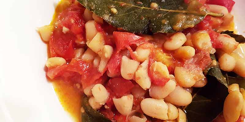 Cannellini boontjes met tomatensaus