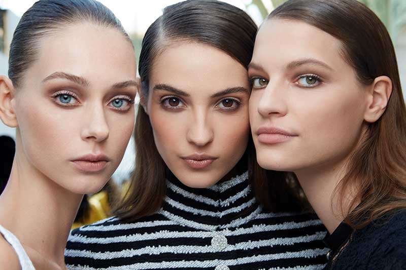 Make-up trends 2020. Backstage bij de Chanel Haute Couture lente zomer 2020 Show met Lucia Pica