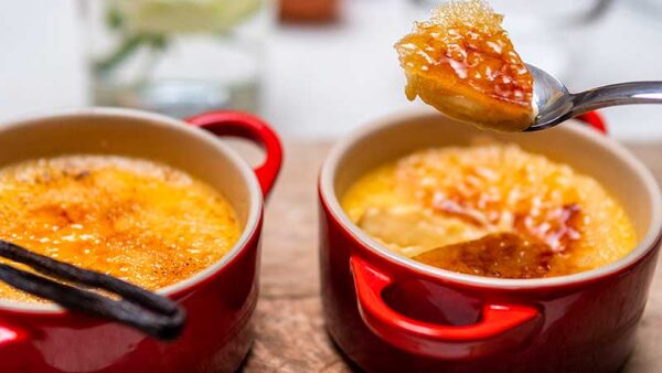 Valentijnsdag. Crème brulée