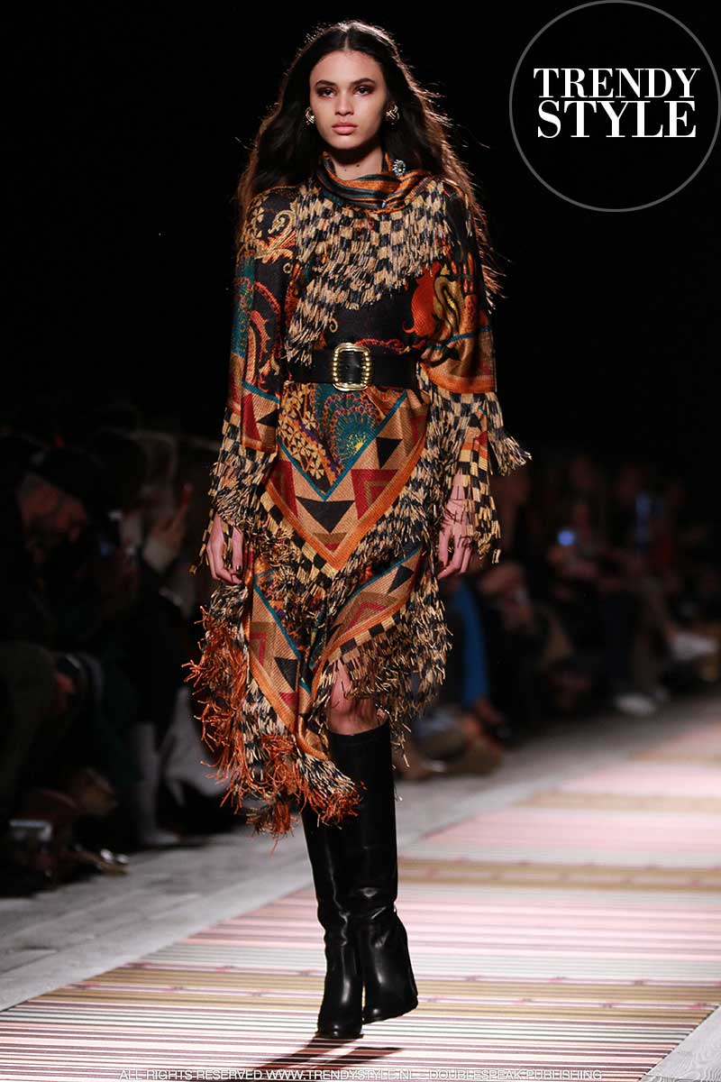 Mode winter 2018. Fashion Show: Etro