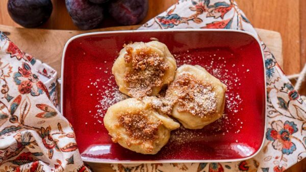 Kookrecept. Gnocchi met zoete pruimenvulling