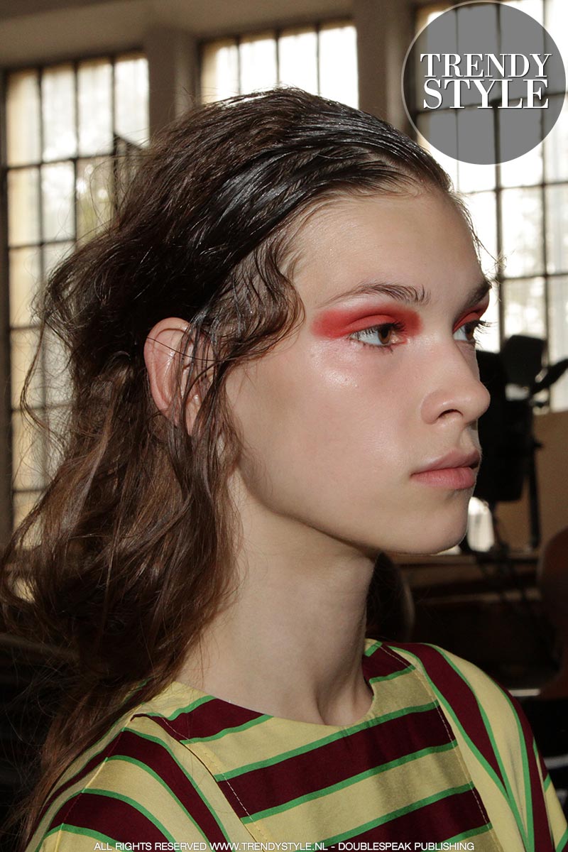 Kapsel trends zomer 2019. Wet look kapsel