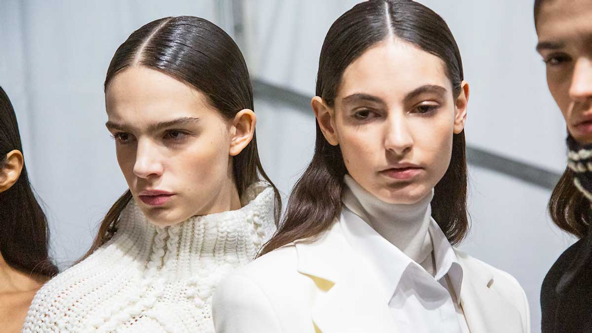 Kapseltrends herfst winter 2020. Steil haar is terug in de mode