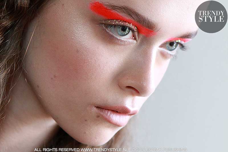 Oranje make-up