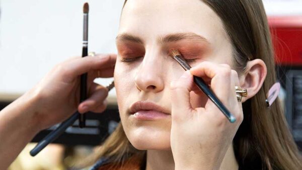 Make-up trends winter 2020. Oogschaduw en eyeliner