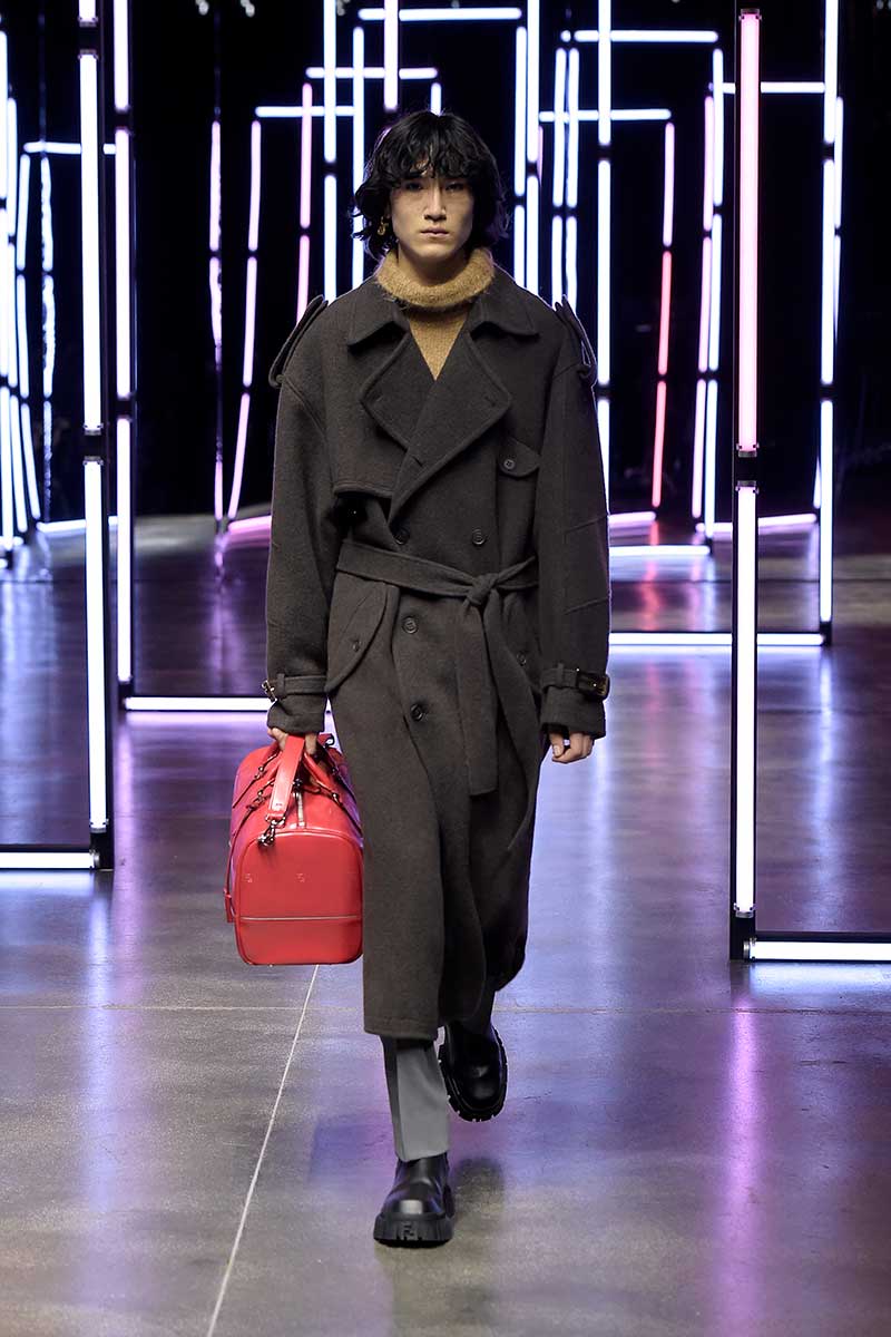 Modetrends winter 2021 2022. De allernieuwste modetrends. Photo: courtesy of Fendi