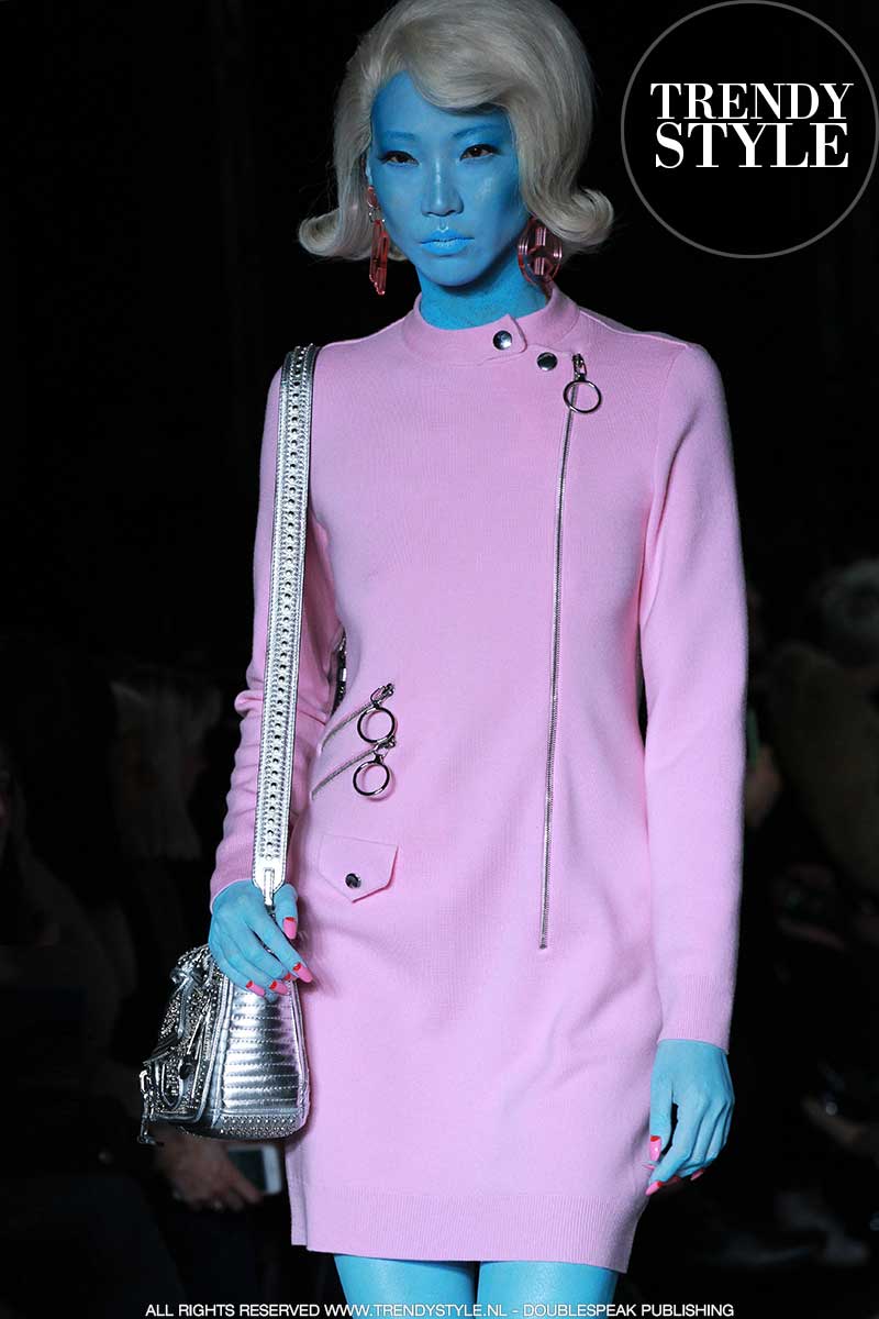 Mode trends 2018. Moschino herfst winter 2018 2019