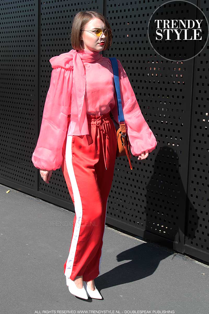 Mode trend zomer 2018. Roze met rood.