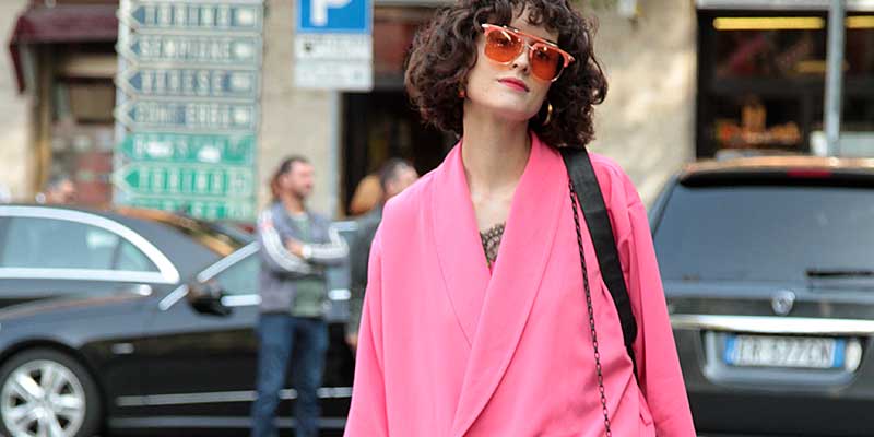 Mode trend zomer 2018. Roze met rood.