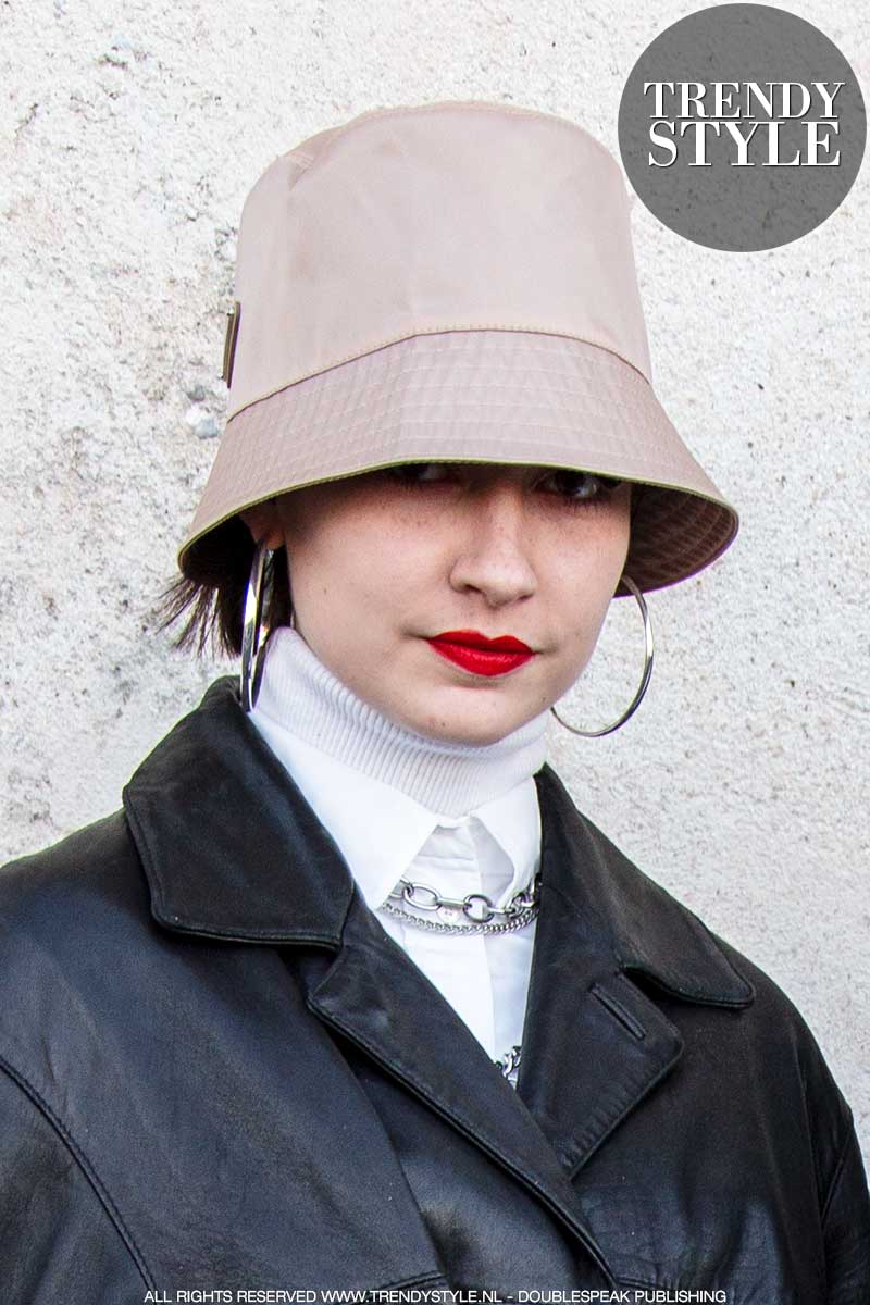 Modetrends zomer 2020. 25 Jaar bucket hats. Vissershoedjes