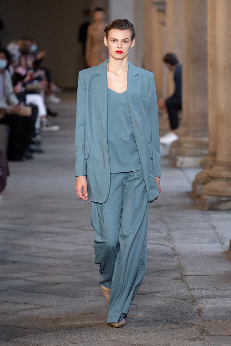 Modetrends lente zomer 2021. 7x Mode must-haves. Photo: courtesy of Max Mara
