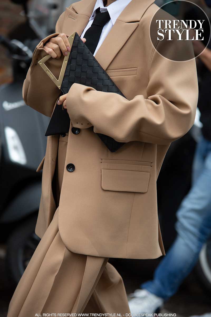 Streetstyle trends winter 2020. Supercool in pak. Ga voor neutrals! 11 Stijltips