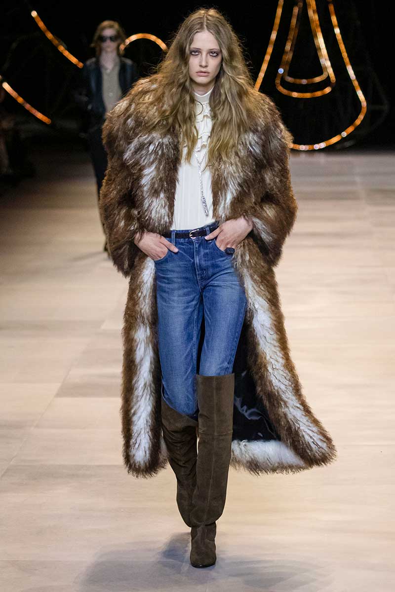 Modetrends herfst winter 2020 2021. 3x Spijkerbroeken