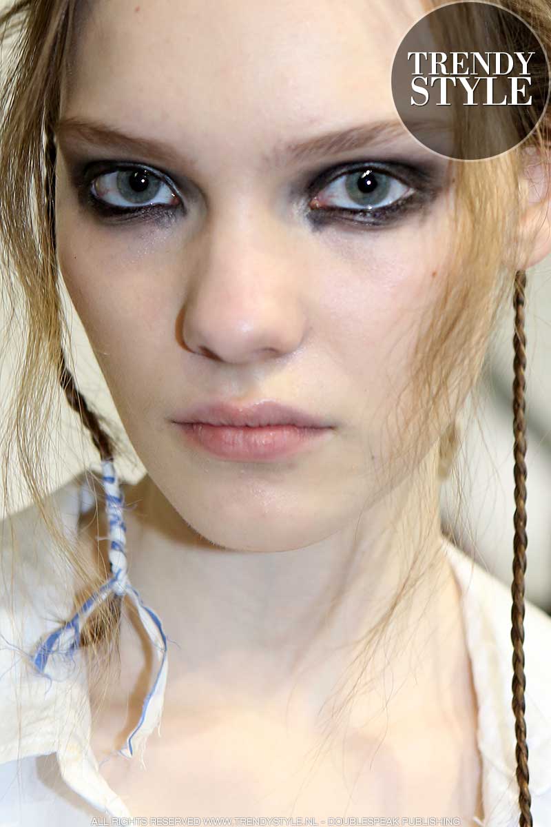 Super make-up trend voor herfst winter 2020 2021: eyeliner