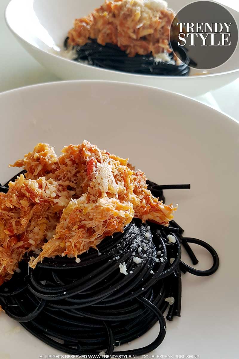 Inktvisspaghetti met krabtomatensaus