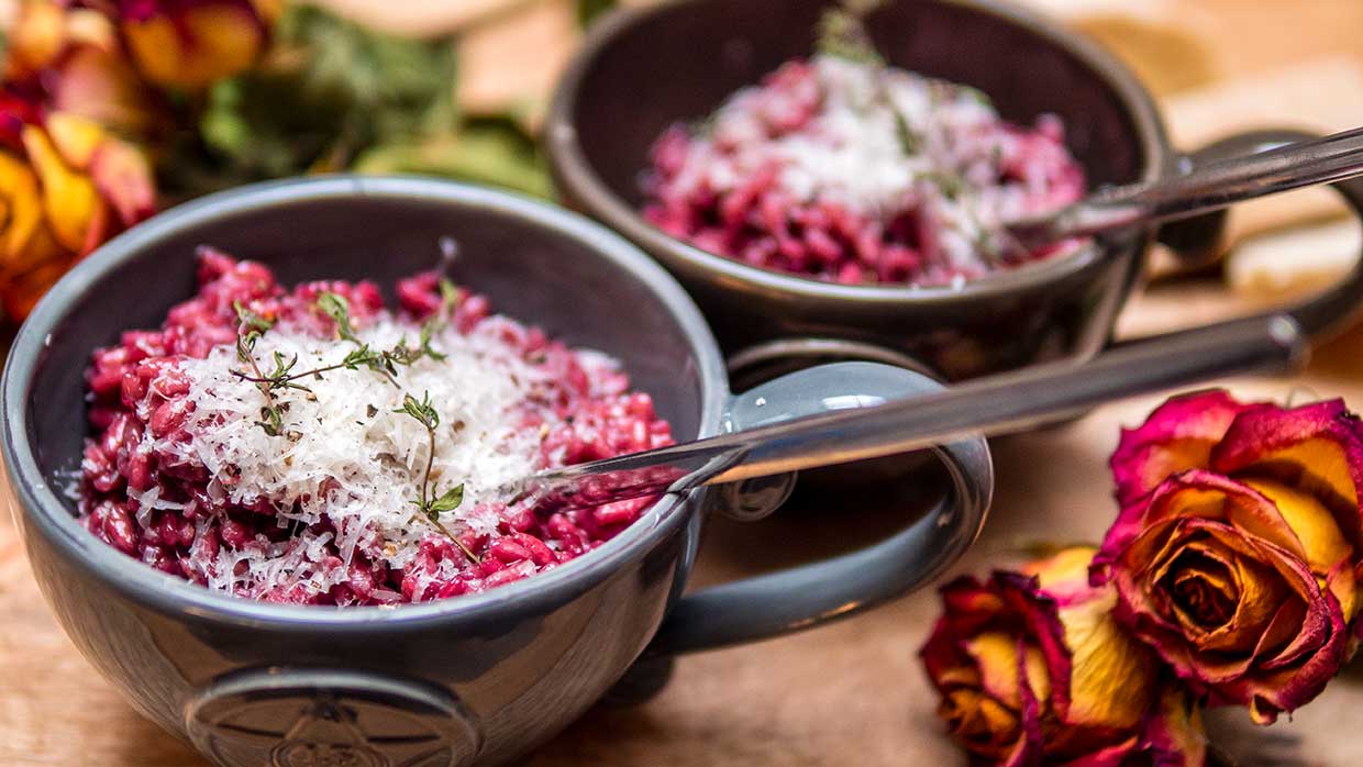 Valentijnsrecept. Risotto al Barolo. Risotto met rode wijn