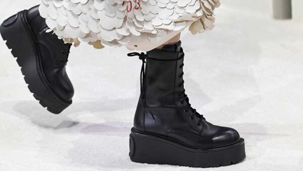 Schoenen trends herfst winter 2020. Combat boots