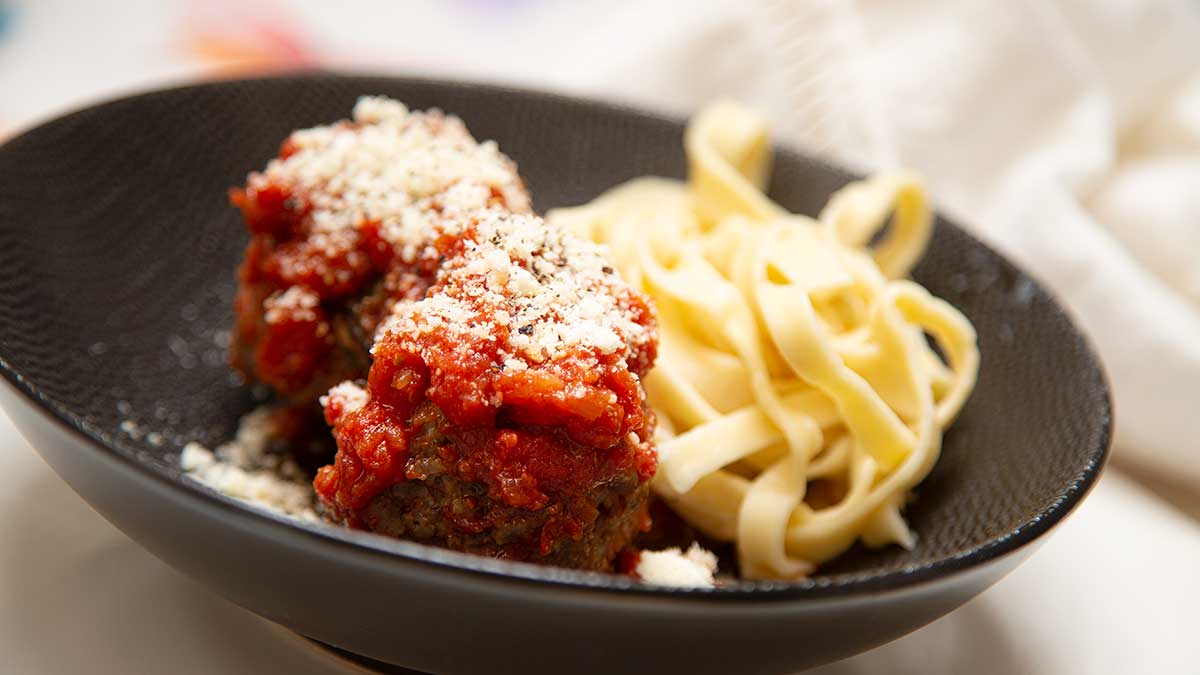 Magere gehaktballetjes met tomatensaus (light versie)