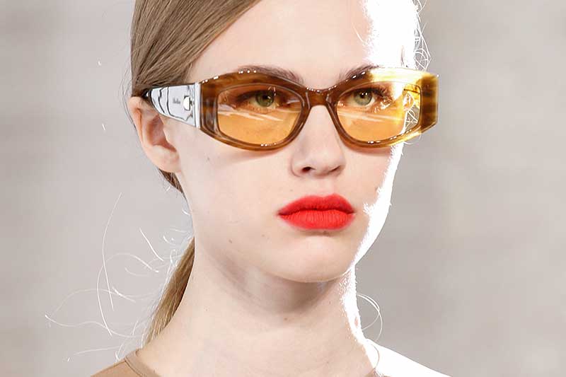 Mode accessoires 2108. Dit zijn de zonnebrillen trends voor zomer 2018
